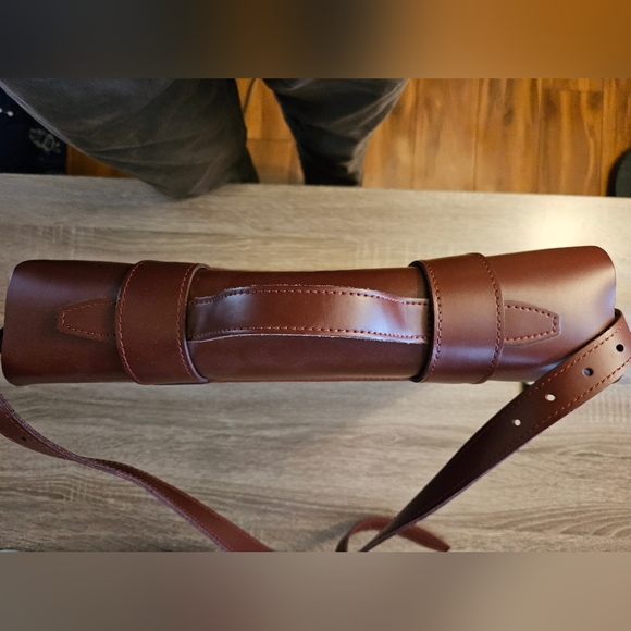 Dr Martens Red Leather Satchel Crossbody Bag - Picture 3 of 9